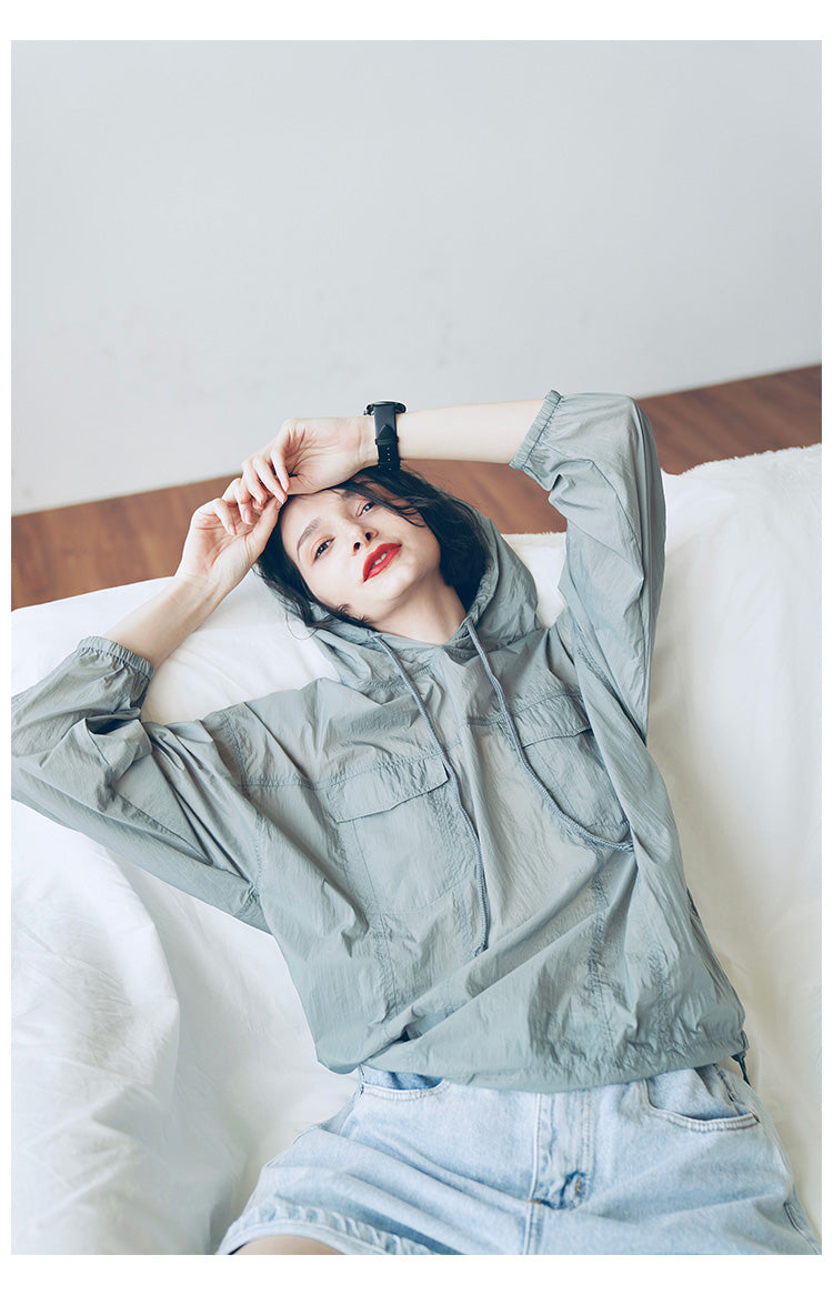 Women's summer lightweight and loose casual sunscreen clothing