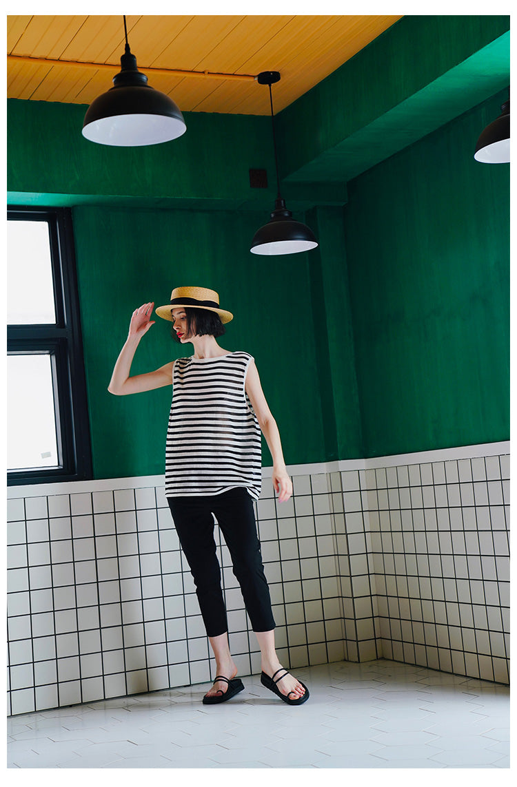 Trendy Versatile Sleeveless Striped Knitted Vest for Women Loose Casual Outerwear Women's Top
