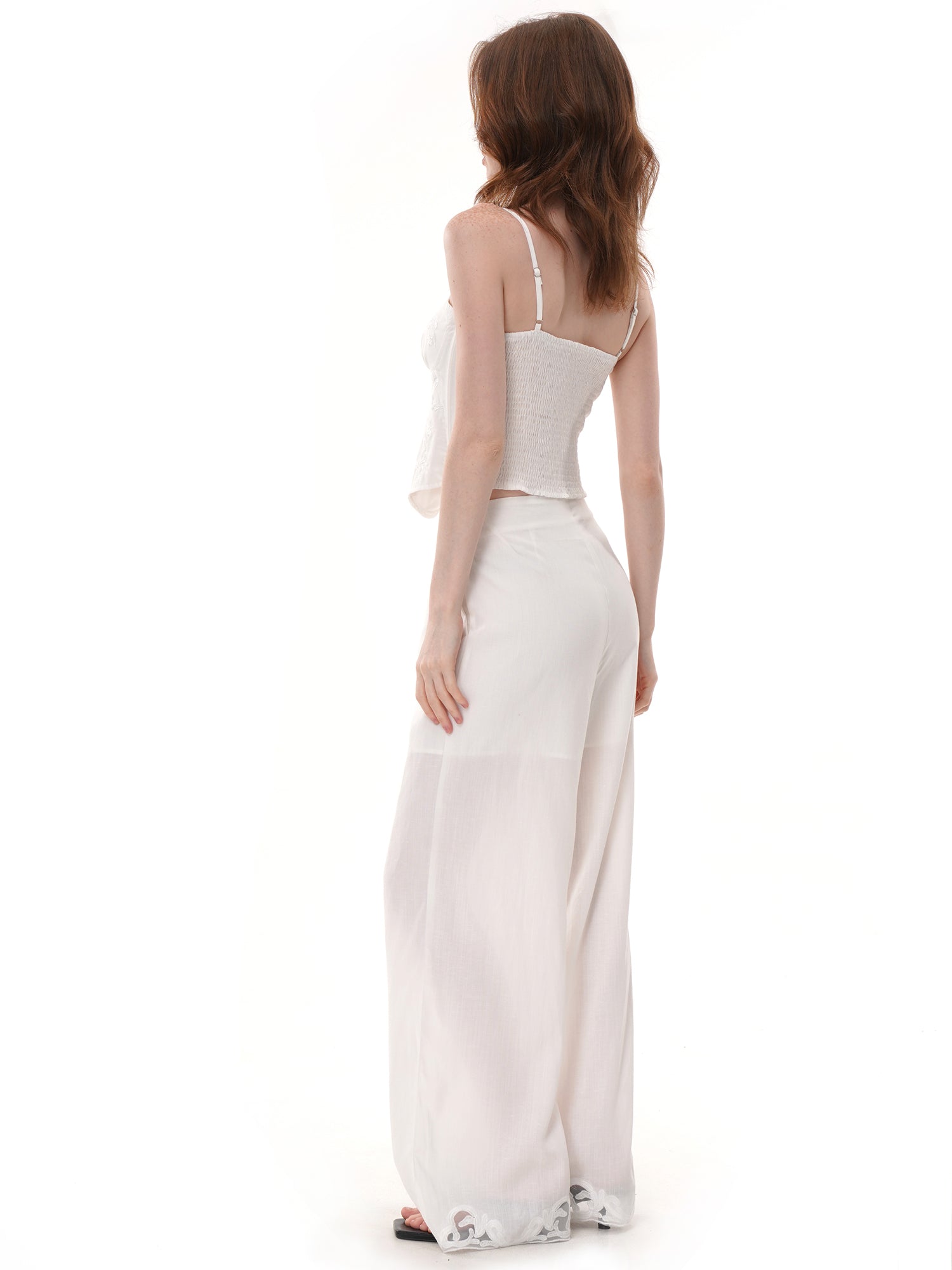 White Floral Embroidery Corset Cami Top, Sweetheart Neck Boned Curved Hem Bustier Crop Top