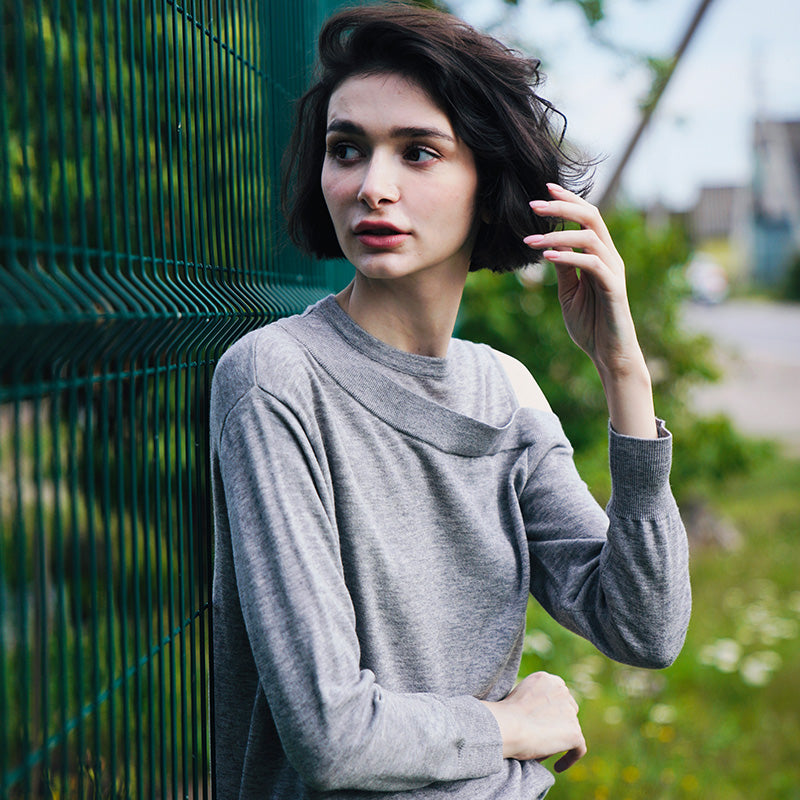 Fake Two-Piece Loose Pullover Knit Sweater Autumn New Women's Round Neck Off-Shoulder Top Early Autumn Knit Pullover Thin