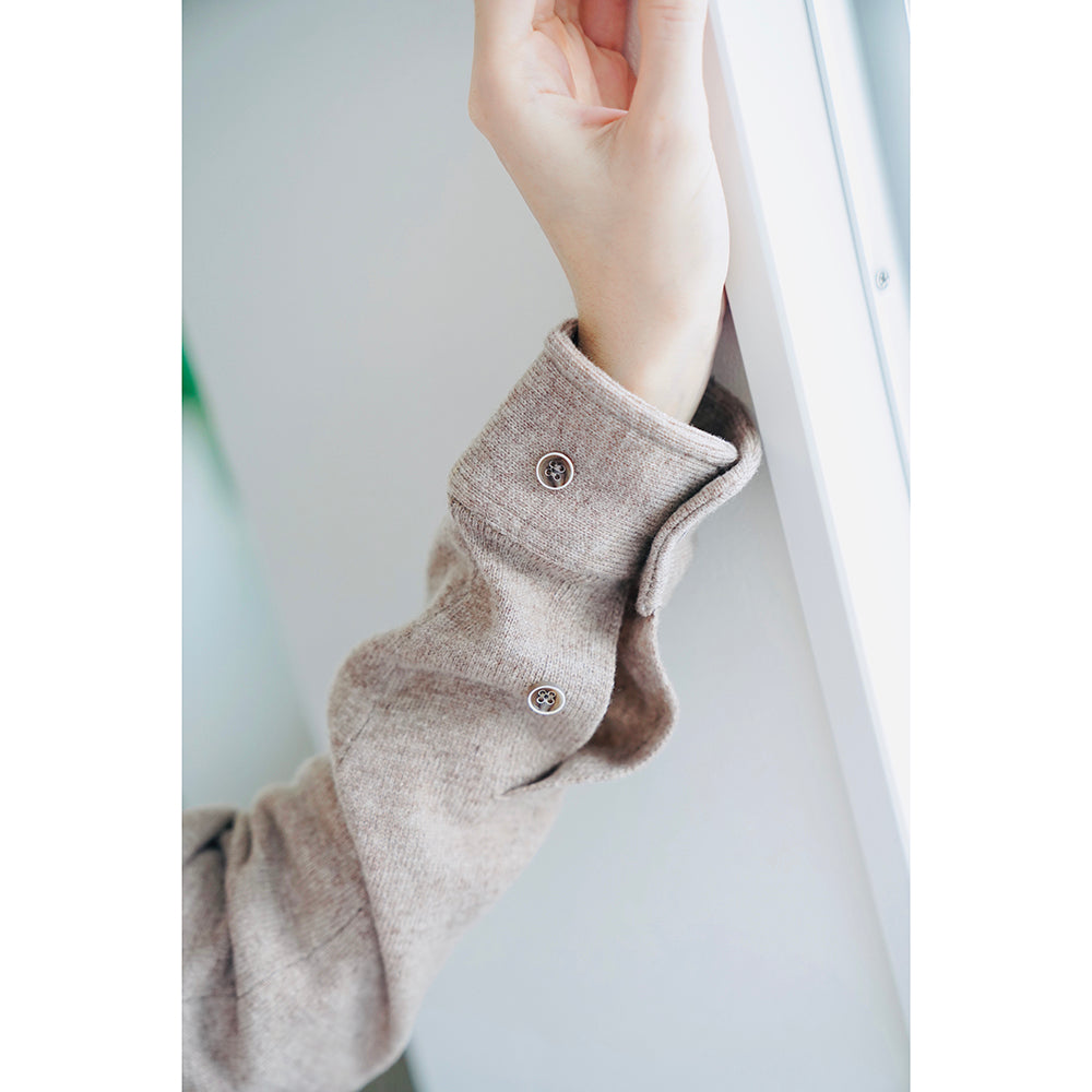 Women's knitted shirt slim fit long sleeved wool solid color cardigan