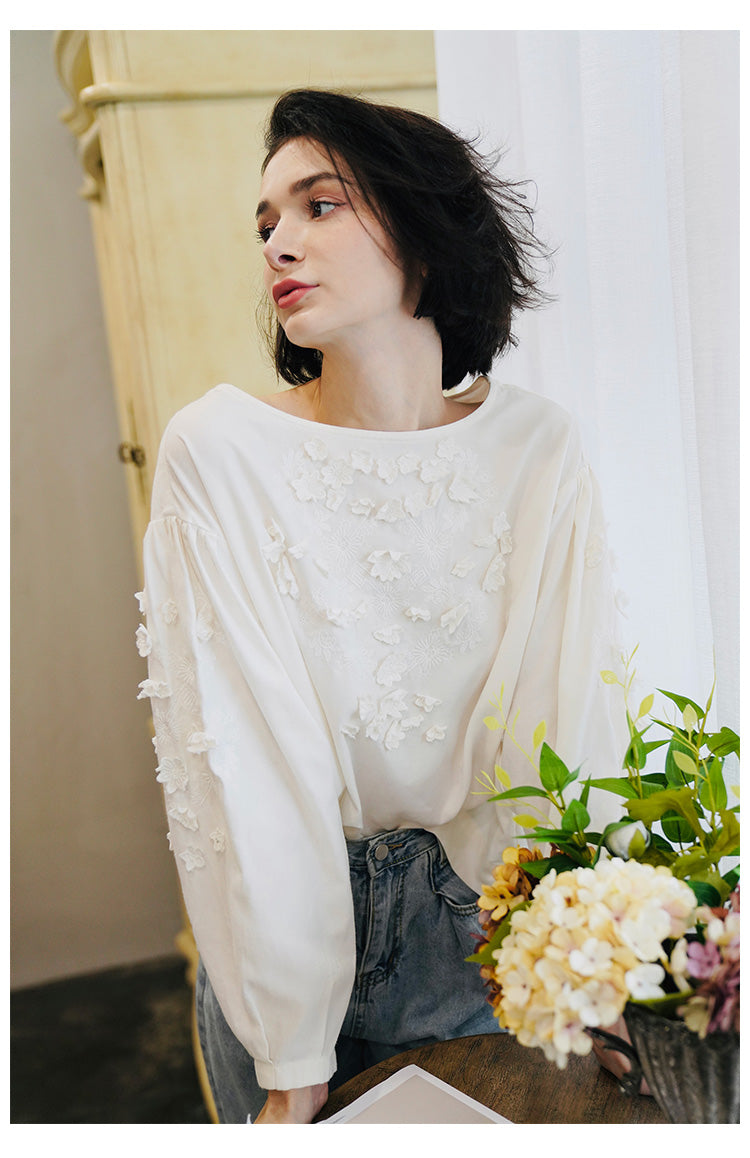 Embroidered irregular shirt for women, loose long sleeved autumn top, fresh white shirt for women, fashionable