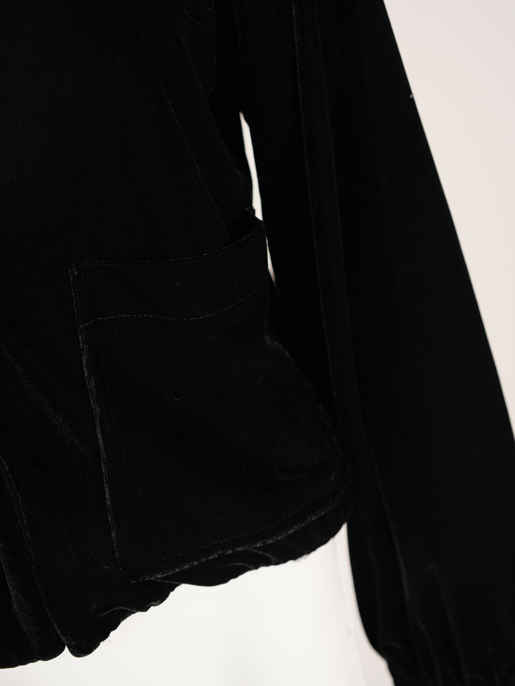 Elegant Velvet Jacket - 2026 Spring/Autumn Collection