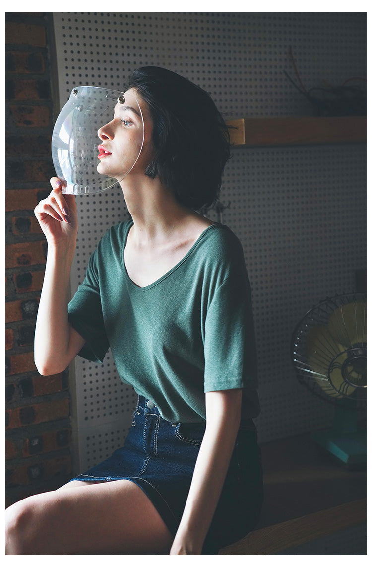 Solid color short sleeved loose, lightweight, comfortable, fashionable and versatile big V-neck top for women's summer fashion T-shirt