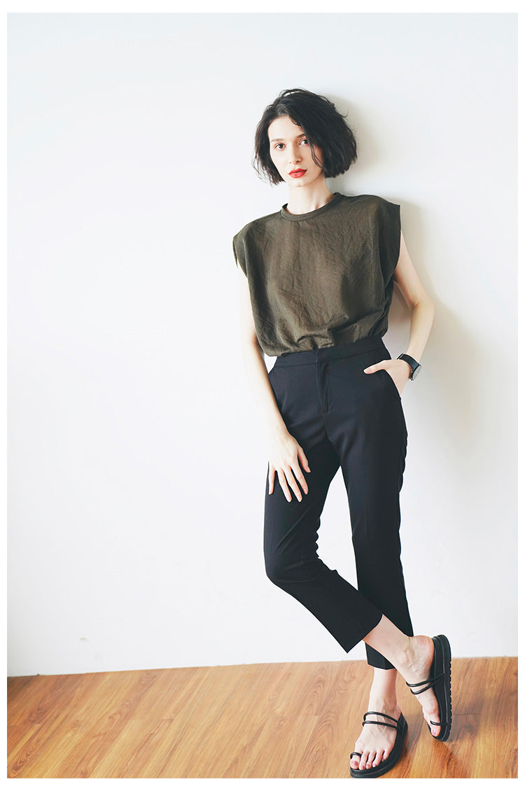 Lightweight, comfortable,  Trendy Women's Summer Loose Fit Short Sleeve, Unique Solid Color  Women's T-shirt