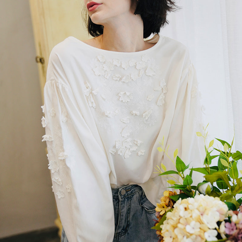 Embroidered irregular shirt for women, loose long sleeved autumn top, fresh white shirt for women, fashionable