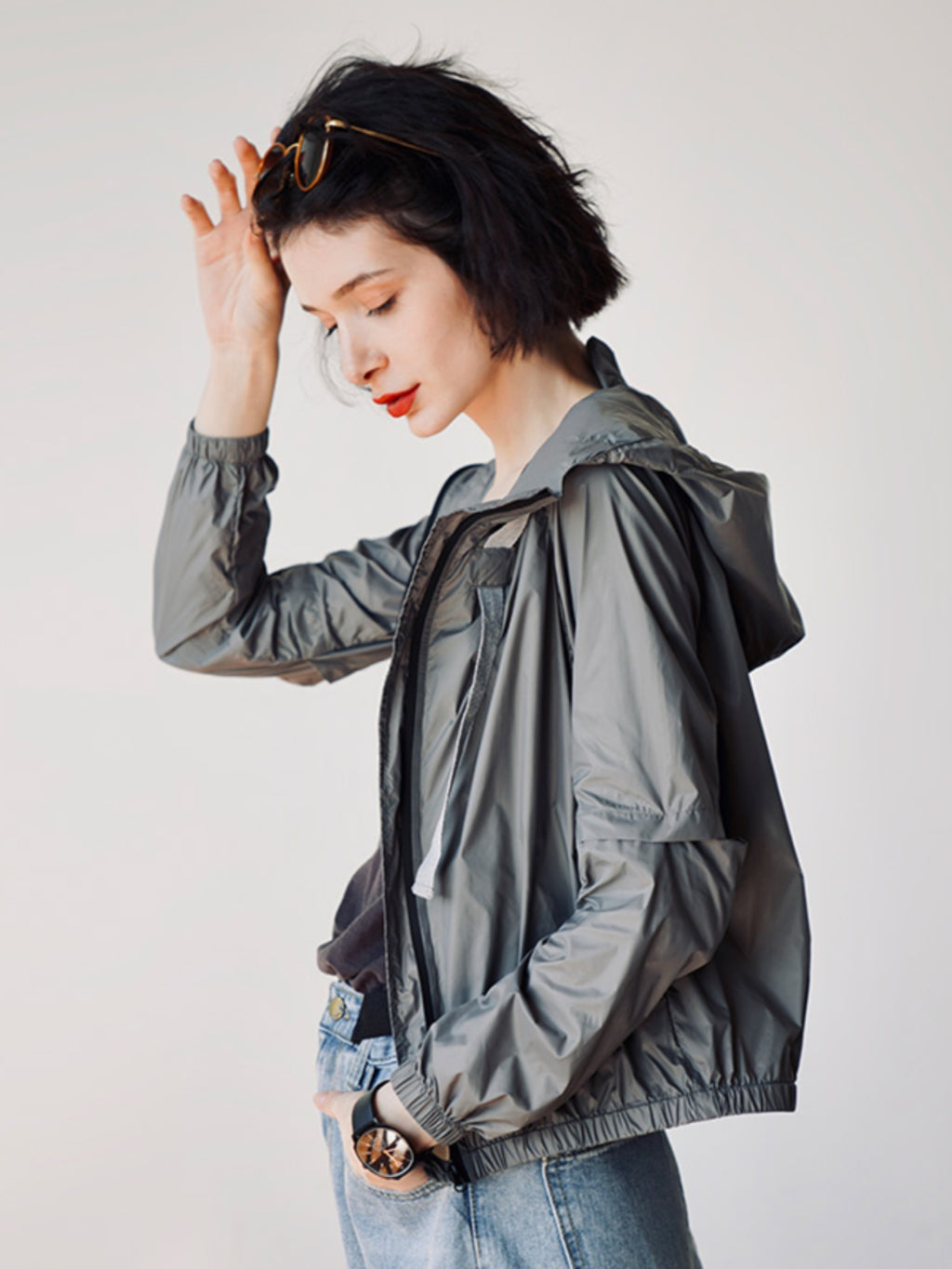 Heavy Industry Design Long Sleeve Sunscreen Clothes for Women Summer New Short and Thin Jackets for Women Air Conditioning Shirts