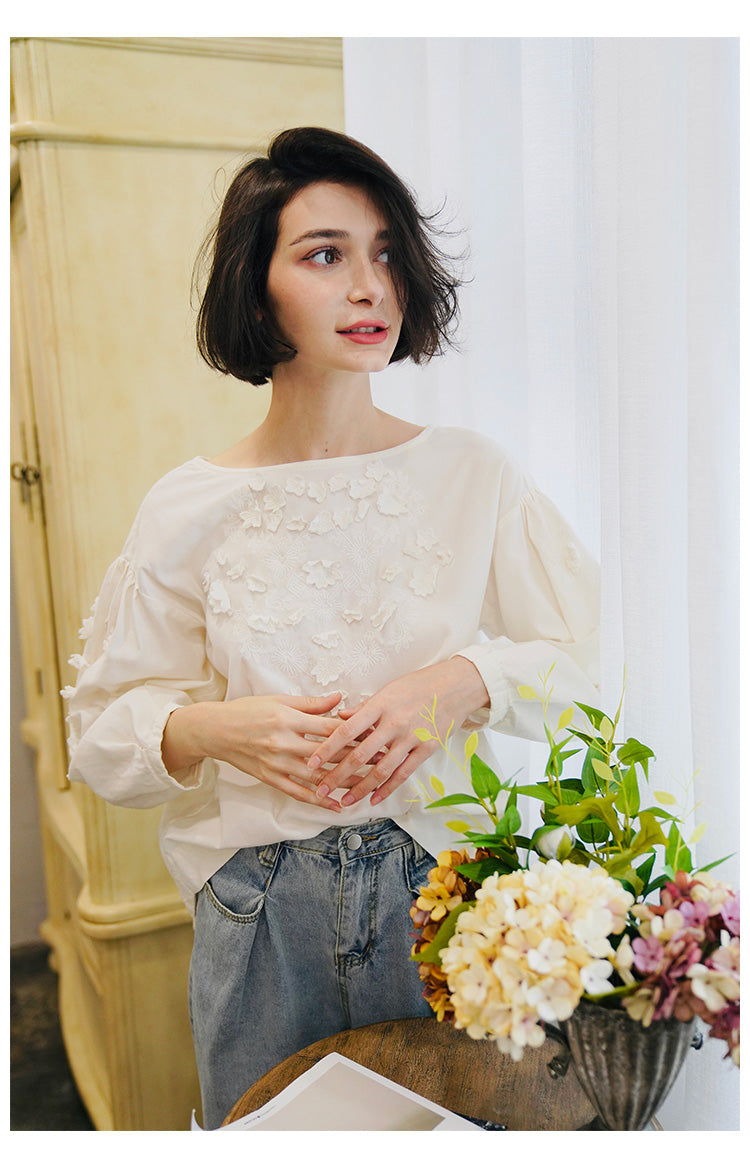 Embroidered irregular shirt for women, loose long sleeved autumn top, fresh white shirt for women, fashionable