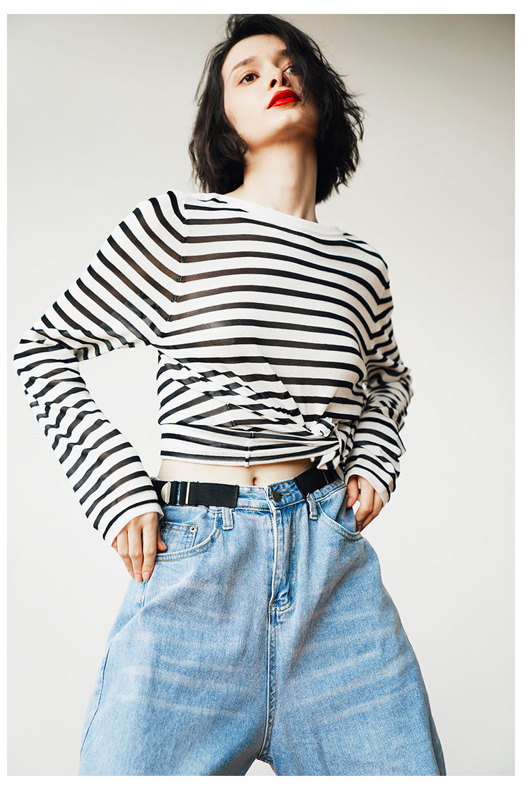Knitted black and white striped T-shirt for women, casual, loose, fashionable, long sleeved top, trendy