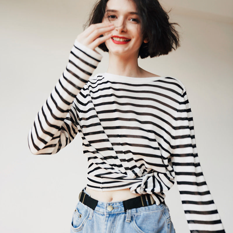 Knitted black and white striped T-shirt for women, casual, loose, fashionable, long sleeved top, trendy