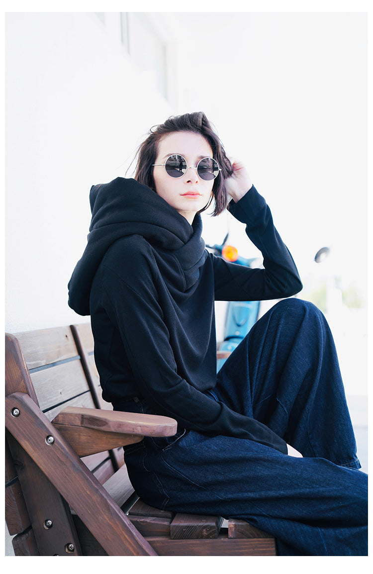 Wizard Hat Base Shirt for Women, Stylish Black Slimming Hooded Base Shirt, Long Sleeve Inner Layer for Spring and Autumn t Women's T-shirt