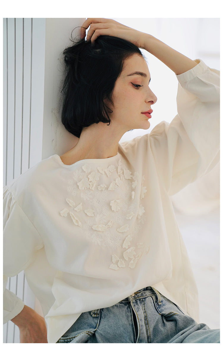 Embroidered irregular shirt for women, loose long sleeved autumn top, fresh white shirt for women, fashionable