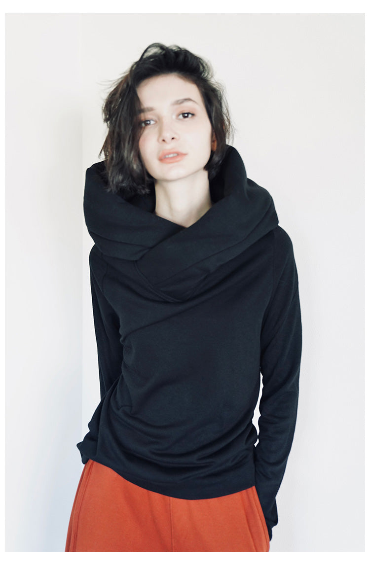 Wizard Hat Base Shirt for Women, Stylish Black Slimming Hooded Base Shirt, Long Sleeve Inner Layer for Spring and Autumn t Women's T-shirt