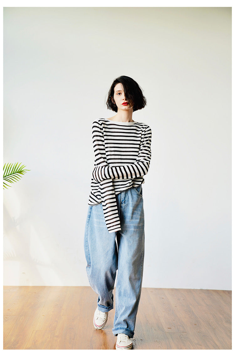 Knitted black and white striped T-shirt for women, casual, loose, fashionable, long sleeved top, trendy