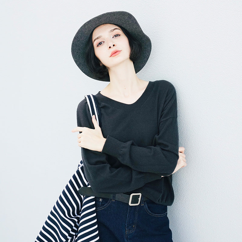 Thin loose knitted pullover women's top V-neck base shirt women's knitted top women's long sleeved shirt