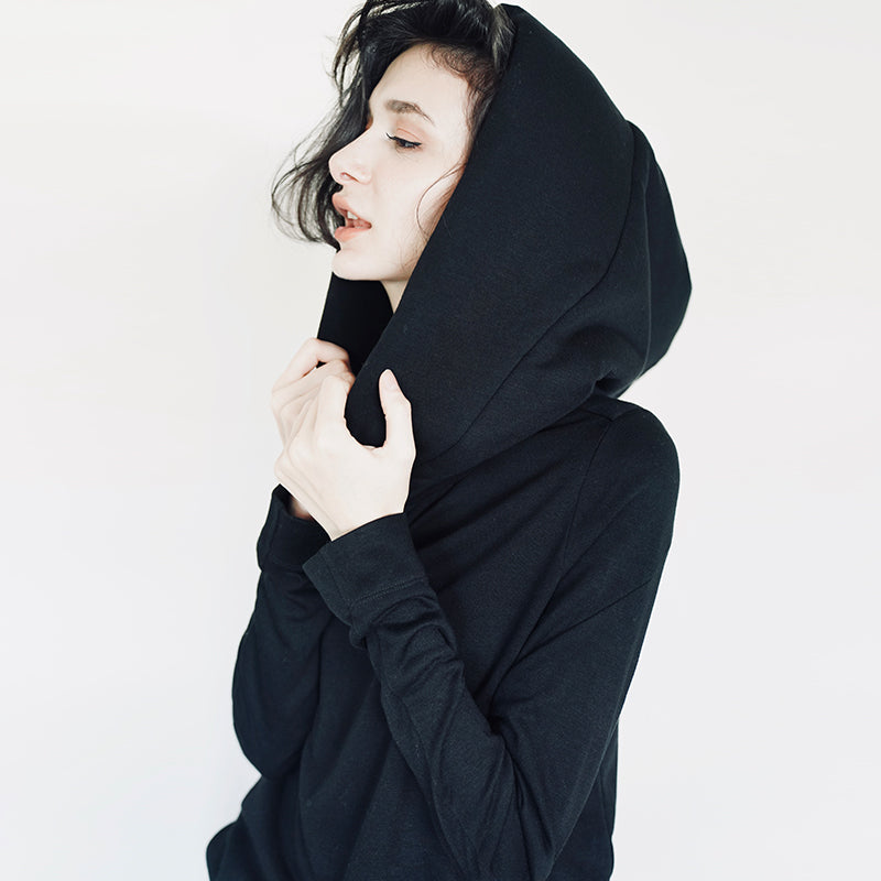Wizard Hat Base Shirt for Women, Stylish Black Slimming Hooded Base Shirt, Long Sleeve Inner Layer for Spring and Autumn t Women's T-shirt