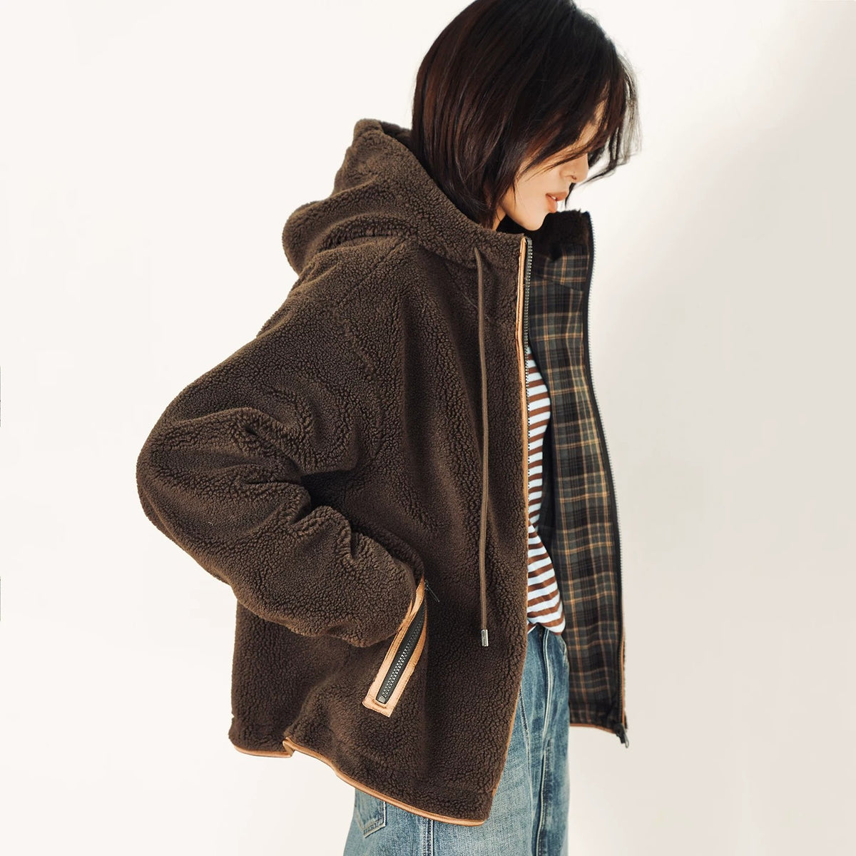 Damen Teddy-Fleece Jacke mit Kapuze, Reißverschluss, lockerer Schnitt, gefüttert mit Karofutter, warme Winterjacke