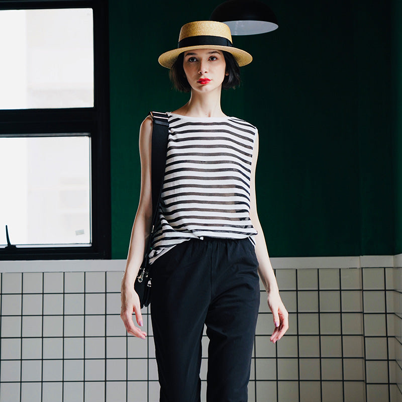 Trendy Versatile Sleeveless Striped Knitted Vest for Women Loose Casual Outerwear Women's Top