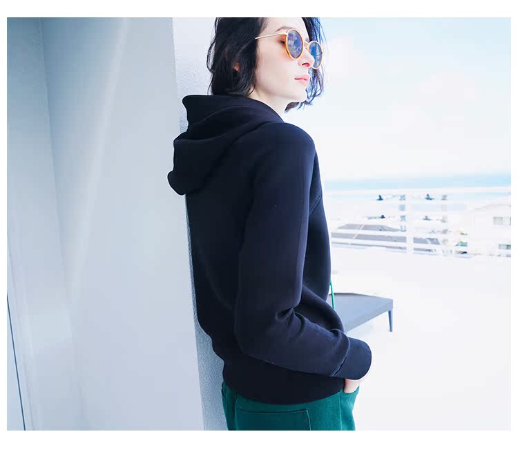 Color-Block Drawstring Thickened Sweatshirt Women's Autumn and Winter Short Hooded Sweatshirt Women's fashion Space Cotton Sweatshirt Women