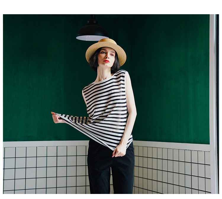 Trendy Versatile Sleeveless Striped Knitted Vest for Women Loose Casual Outerwear Women's Top