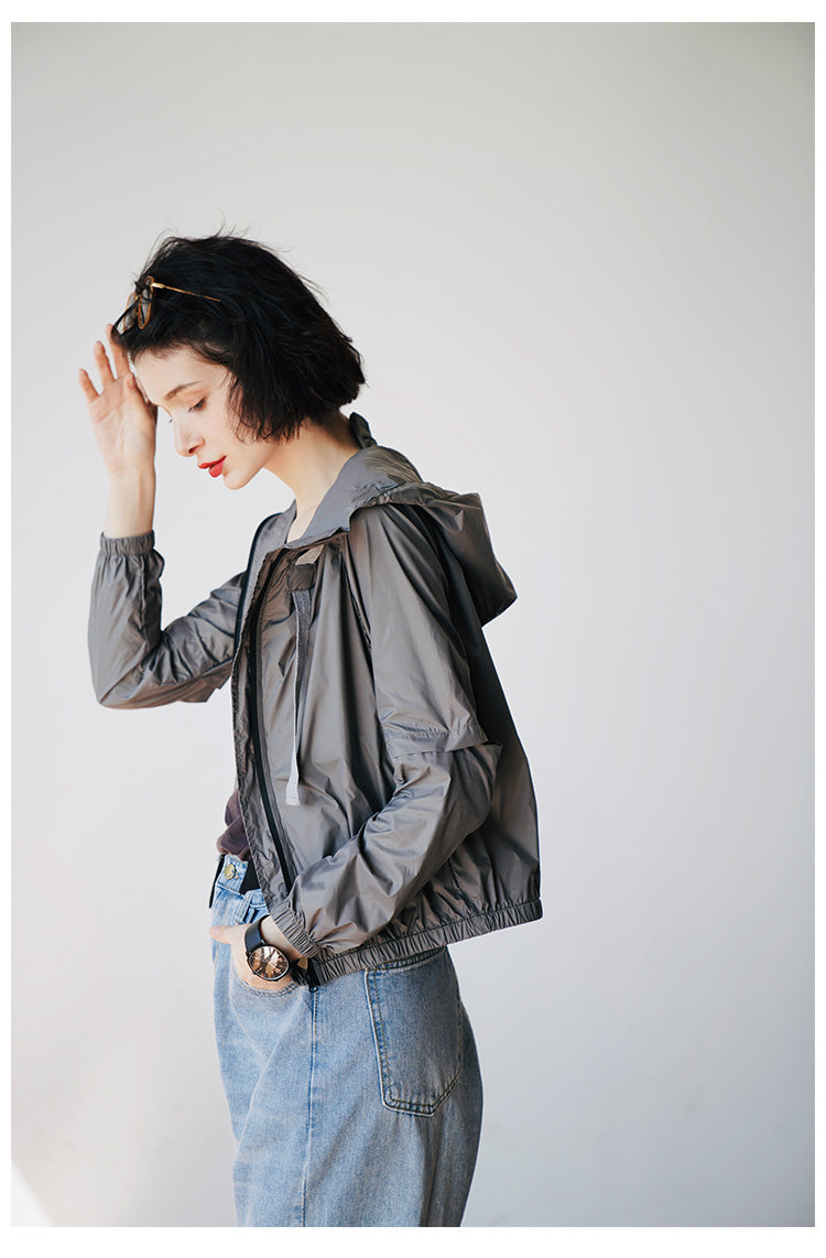 Heavy Industry Design Long Sleeve Sunscreen Clothes for Women Summer New Short and Thin Jackets for Women Air Conditioning Shirts