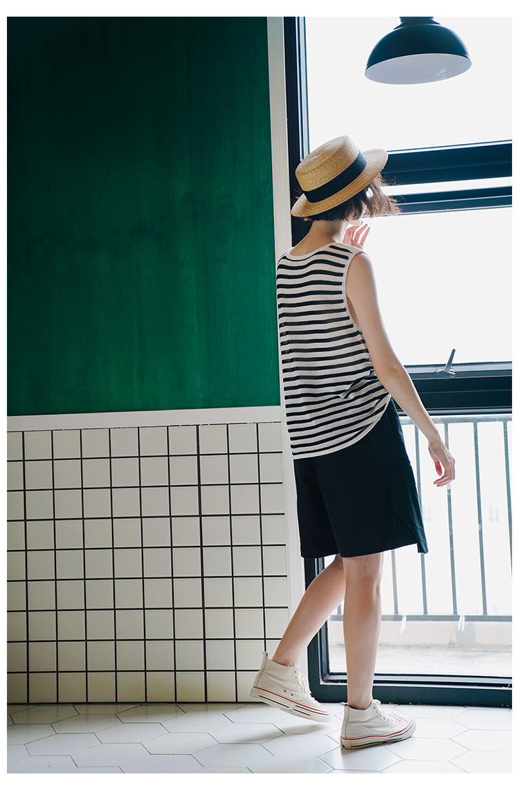 Trendy Versatile Sleeveless Striped Knitted Vest for Women Loose Casual Outerwear Women's Top