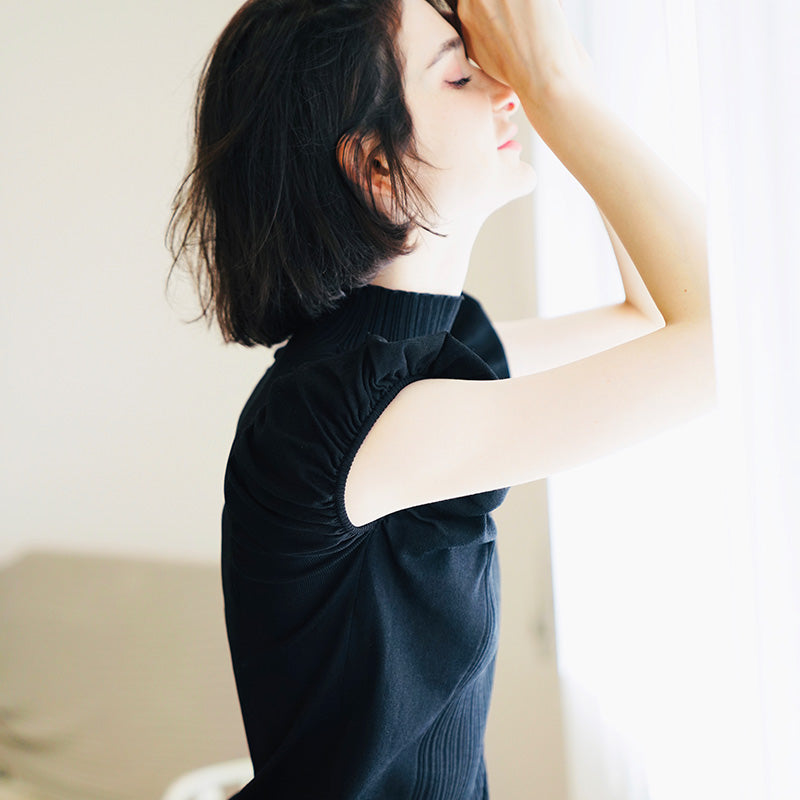 Half Turtleneck Knitted Autumn Top for Women Versatile Stylish Puff Sleeve Early Autumn Knitwear Short Sleeve Pullover Blouse