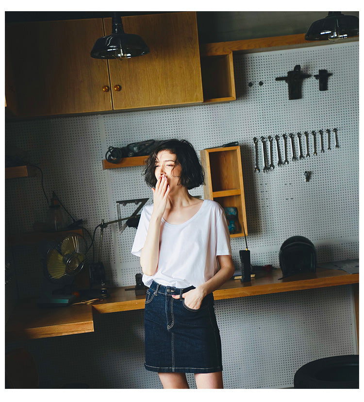 Silk cotton short sleeved women's summer loose and fashionable collarbone top T-shirt