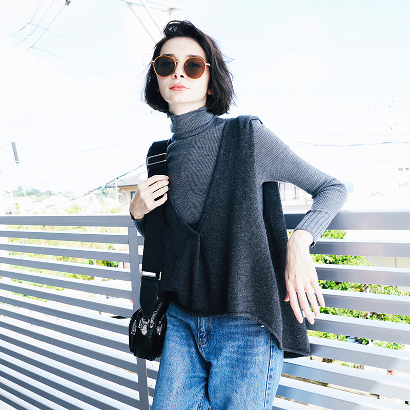 Sheep Wool Vest Knitted Women's Outerwear Vest for WomenWomen's Loose Sleeveless Knitted Vest